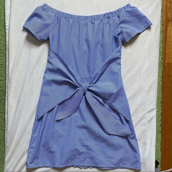 Lord and Taylor off the shoulder Stripes Dress - Picture 5 of 6